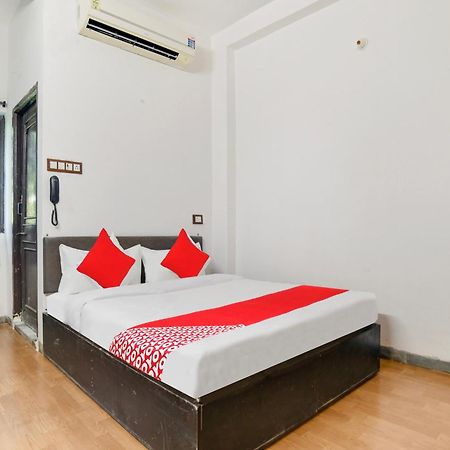 Oyo Flagship Hotel Shree United Indore Luaran gambar